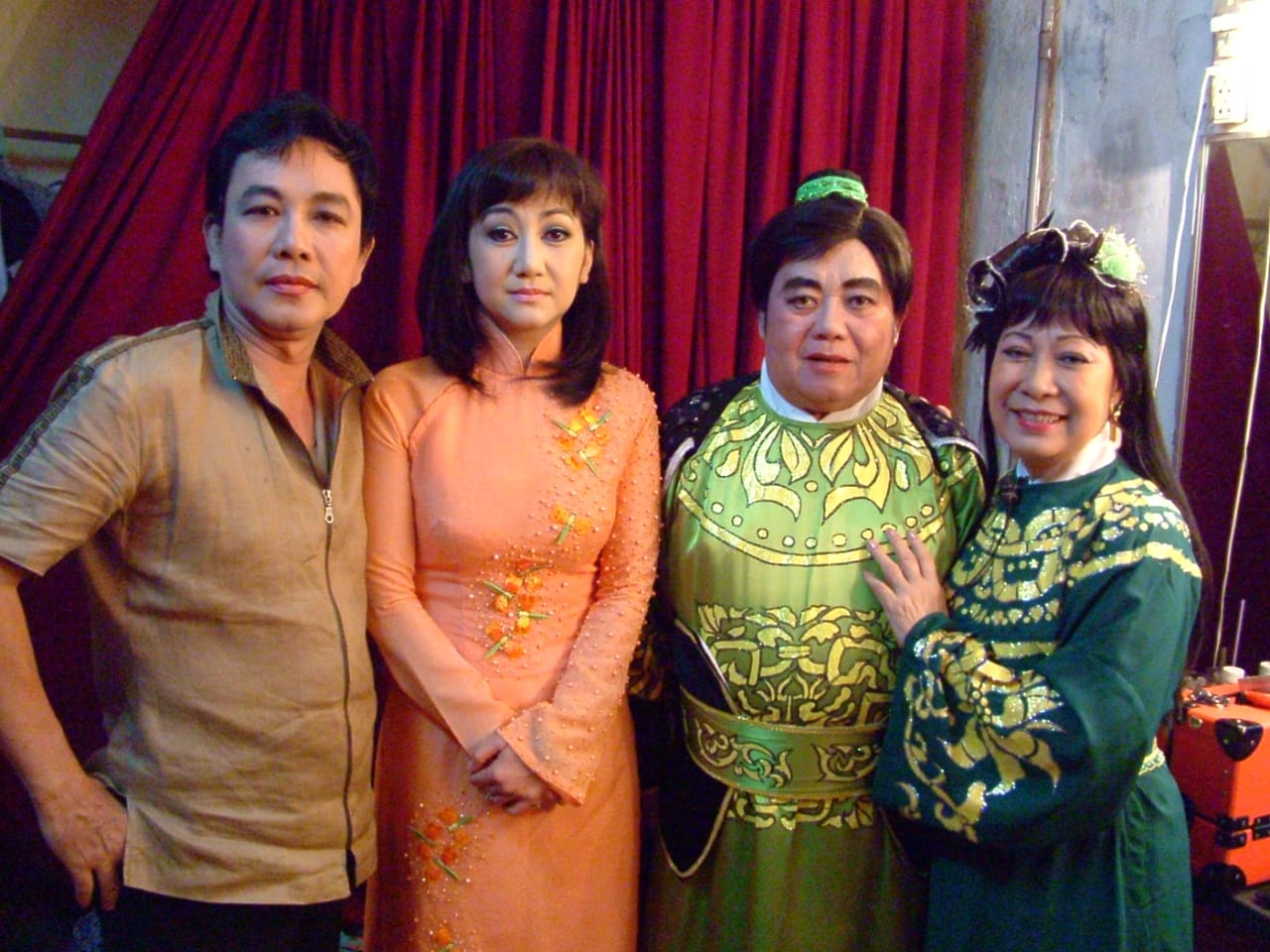 NSƯT Thanh Thanh Tâm mừng con tiếp bước con đường đại học Mỹ 8 NSƯT Thanh Thanh Tâm mừng con tiếp bước con đường đại học Mỹ - ảnh 7